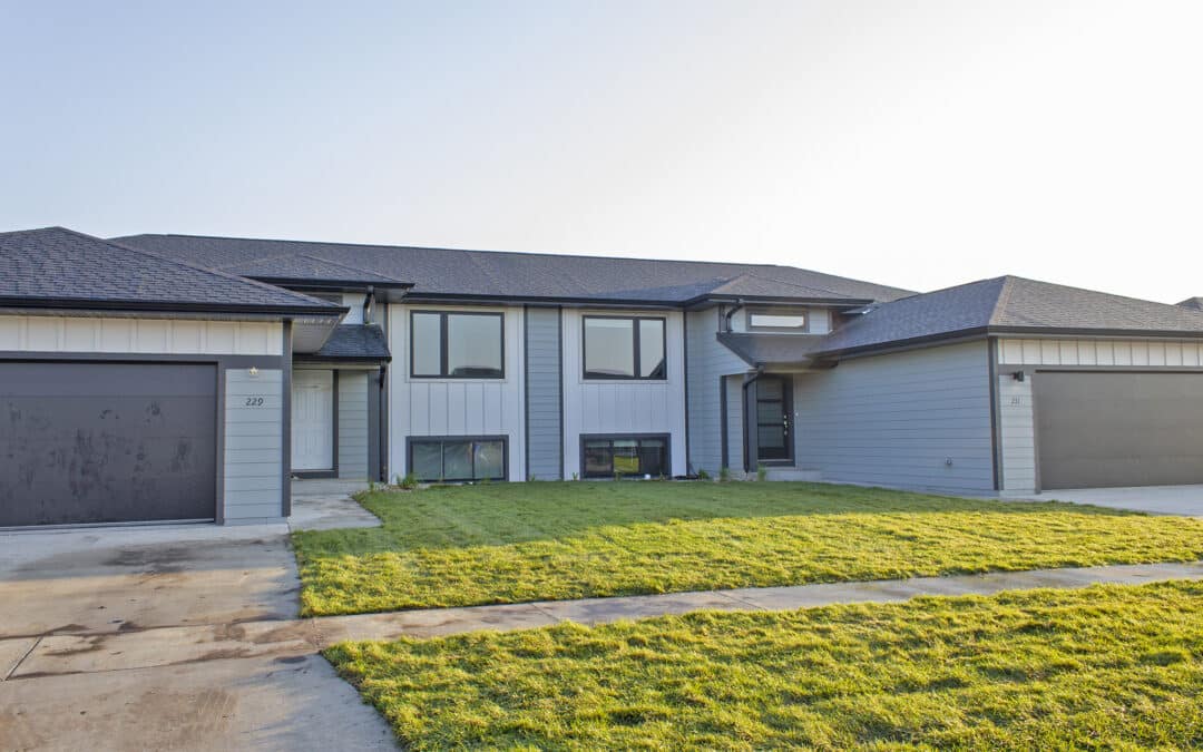 229 E Blue Bell Drive