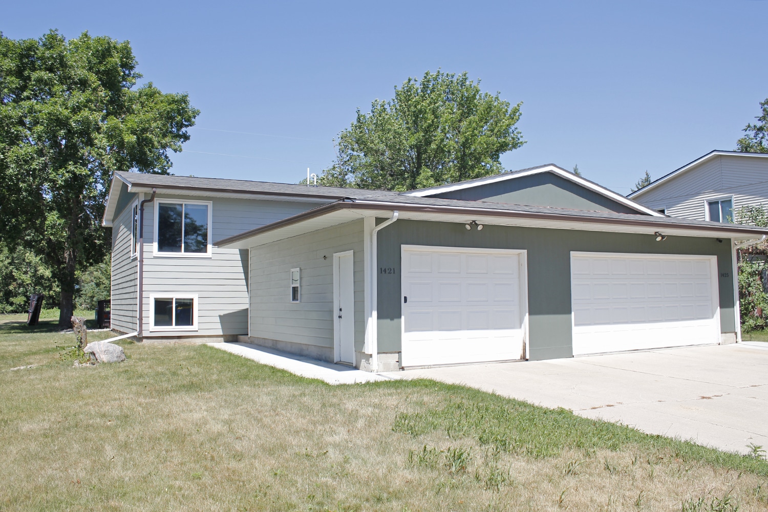 1421 Orchard Drive