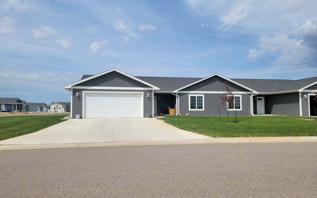 1004 West 6th Street – Volga