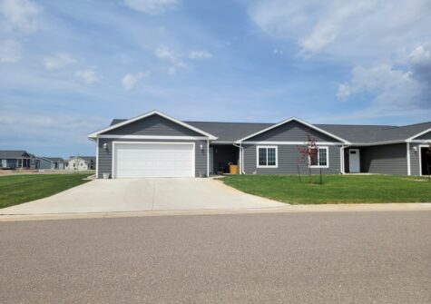 1004 West 6th Street – Volga