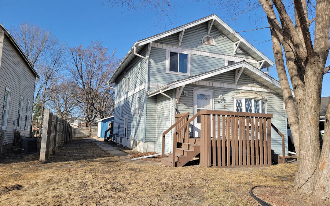 1221 6th Street